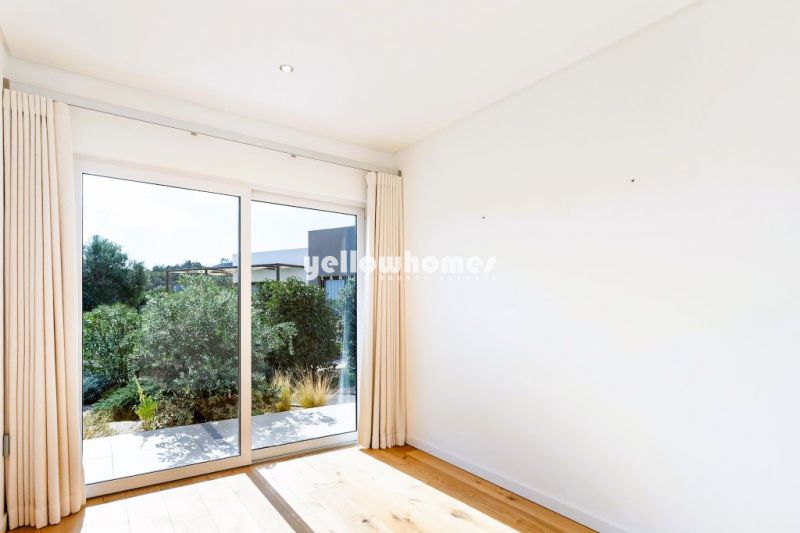 Semi-detached 3 bed villa (T1+2) with pool in a brand new resort near Ferragudo